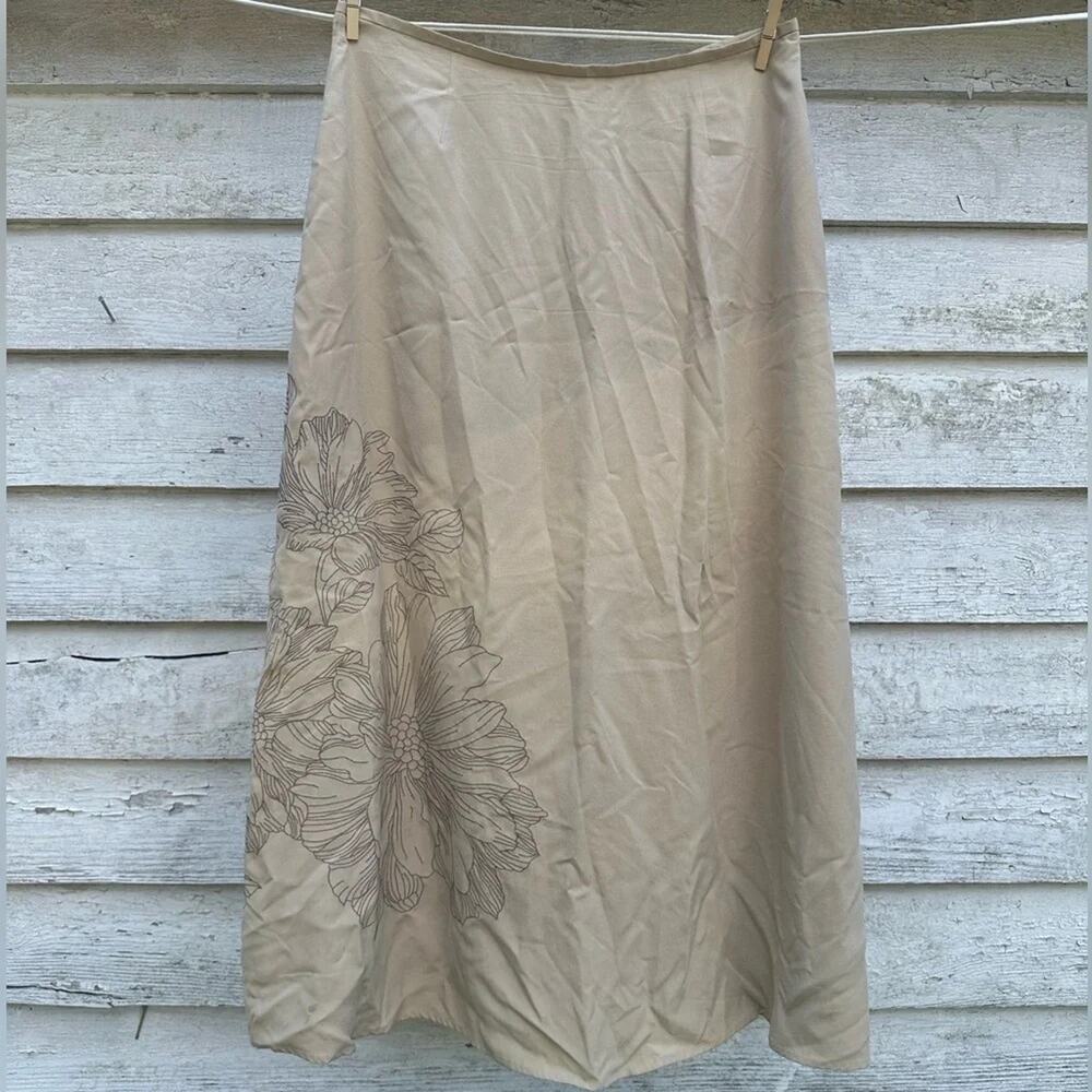 Liz-Claiborne A-Line silk Skirt Embodied Floral in excellent condition size 14